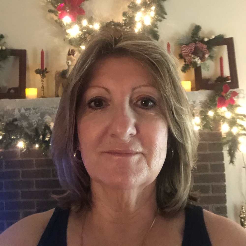 Meet your Posher, Carla